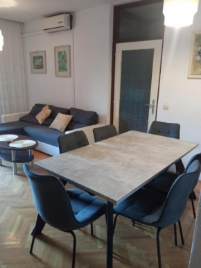 Apartman N&B